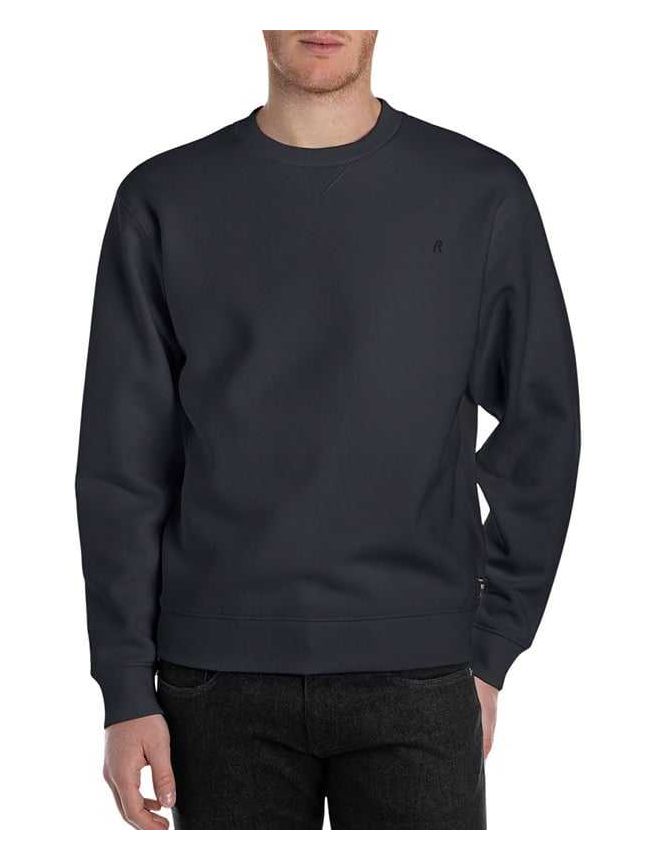 RM3102 {23832}067