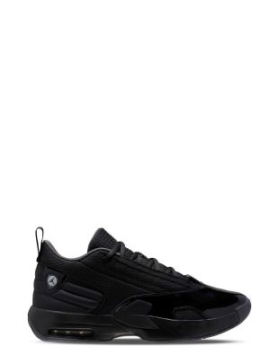 Jordan max aura 6