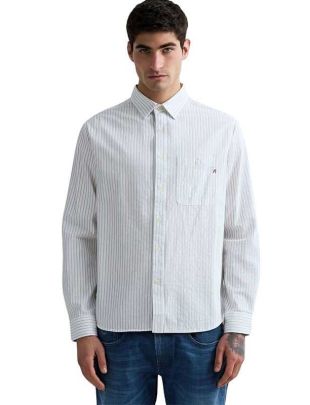 RM4144 {52878}010