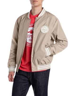RM8440 {85120}829