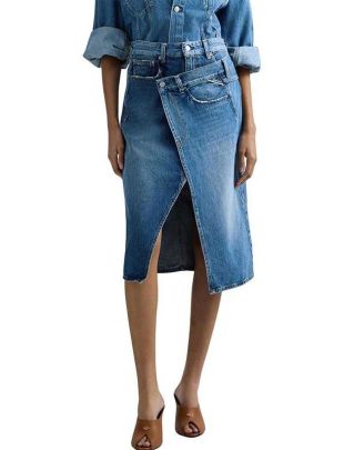 RW9982 {10374}009